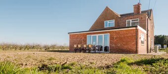 Gatekeepers Cottage - 4 Bed Rural Escape