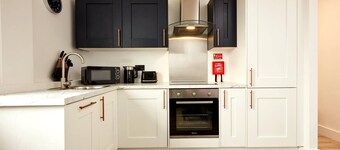Modern 2-BR Home w/ Lift Access in Central Norwich