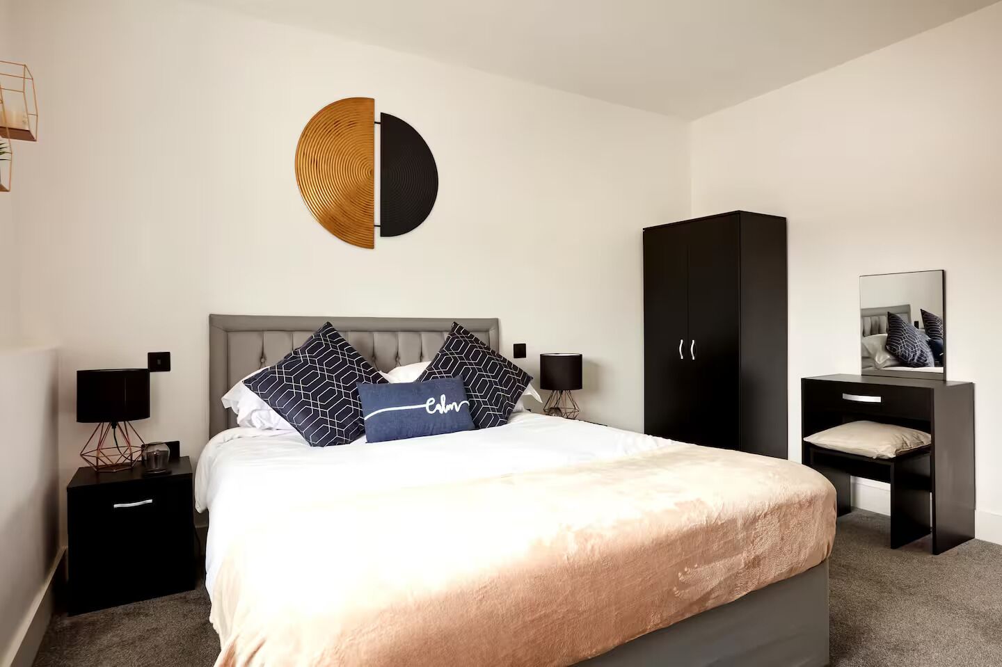 2 Schlafzimmer, Bügeleisen/Bügelbrett, WLAN