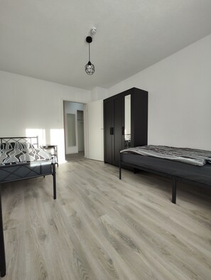 Apartament clàssic, diversos llits, cuina (Silver-star) | 2 dormitoris i wifi gratuïta 