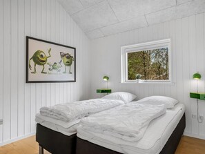 4 bedrooms, internet