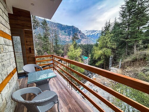 Anand Vilas Retreat By THC Hotels  