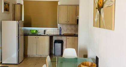Superb 2 bedroom villa - sleeps 4, with private pool, in charming Pernera