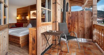 Studio 'Panorama - Appartement 3' mit Bergblick, privater Balkon und geteilter Sauna