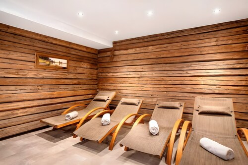 Ferienwohnung 'Panorama - Appartement 6' mit Bergblick, privater Terrasse und Wi-Fi