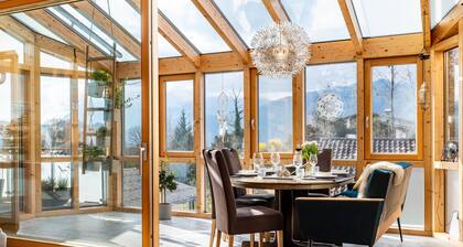 Ferienwohnung 'Nearby' mit Bergblick, privater Terrasse und Wi-Fi