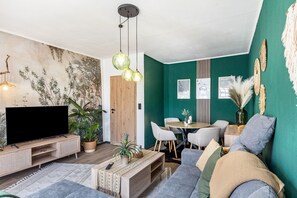 TV - Apartment 'Unit 1' with Private Terrace (Homberg (Efze))