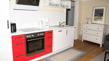 Frigorífic, forn, placa de cuina i rentaplats