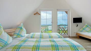 1 bedroom, free WiFi, bed sheets