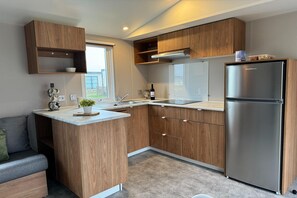 Fridge, microwave, oven