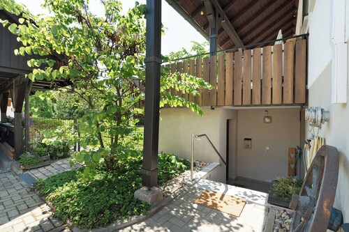 Ferienwohnung 'Aschoff' mit Bergblick, Gemeinschaftspool und Wi-Fi