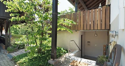 Ferienwohnung 'Aschoff' mit Bergblick, Gemeinschaftspool und Wi-Fi