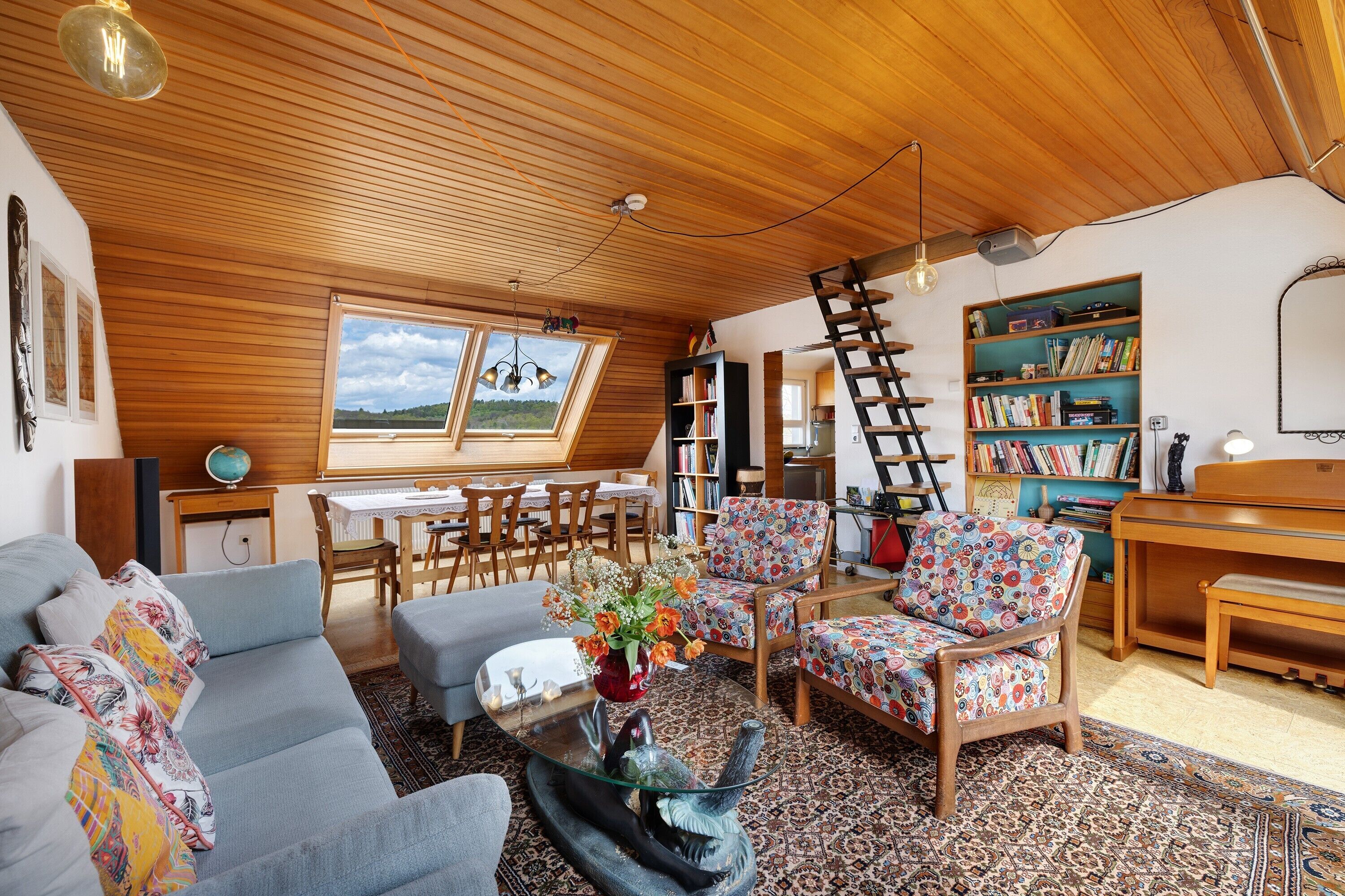 Télévision, lecteur de DVD, chaîne hi-fi