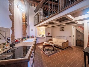 Fridge, oven, dishwasher, cookware/dishes/utensils