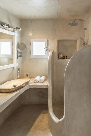 Shower, hair dryer, towels - Secret Steps Suite Private Whirlpool & Caldera View *access via numerous steps (Thira - Santorini)