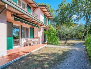 Outdoor dining - La Rocca by Interhome (Magione)