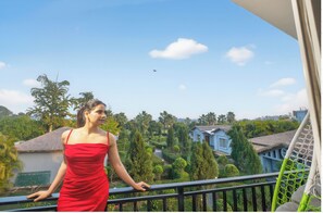 Premium Room with Balcony | Terraza o patio