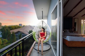 King Room with Garden | Terrace/patio - Corbett Selva Resort By DevStayz -Pet-Friendly Resort (Ramnagar)
