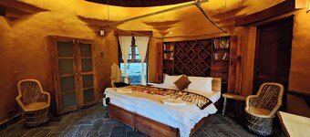 Nature Stay in Mud cottage with Food, Yoga & Meditation in Dharamshala