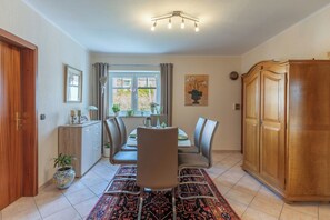 Dining - Vacation apartment "Loggiastuuv " in Friedrichstadt for up to 2 people (Friedrichstadt)