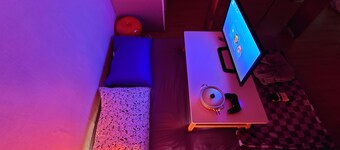 Tiny and Colorful Studio in Busan near Dongseo University with free parking lot