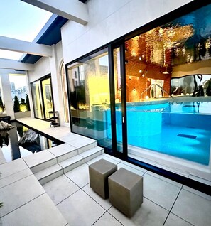 Innenpool, beheizter Pool