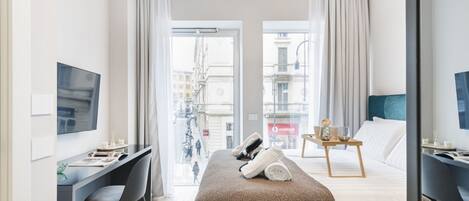 1 habitación, tabla de planchar con plancha, wifi y ropa de cama