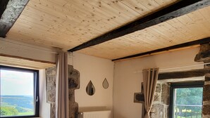 3 soverom, reiseseng for barn og sengetøy