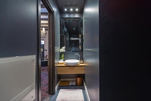 Chambre Double Deluxe | Salle de bain