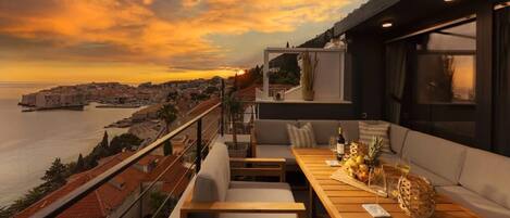 Luxury Penthouse, City View, Oceanfront | Terrace/patio