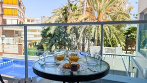 Outdoor dining - MIRADOR lovely apartment (Benidorm)