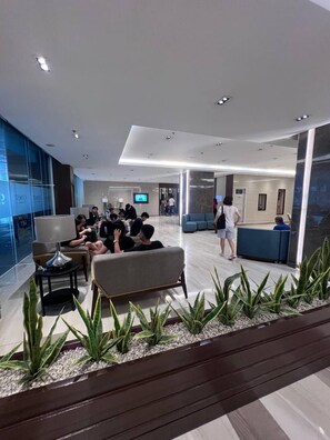 Reception - Unistay Coast Res R38 with Bal-Sunset Vw (Pasay)