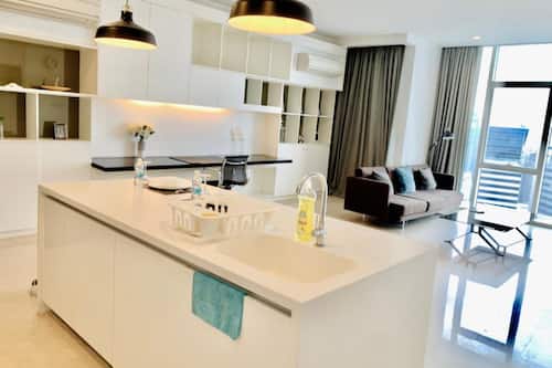 Suite With City View | Living area