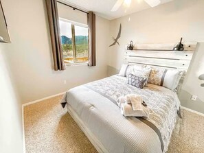 5 chambres, fer et planche à repasser, Wi-Fi gratuit, draps fournis