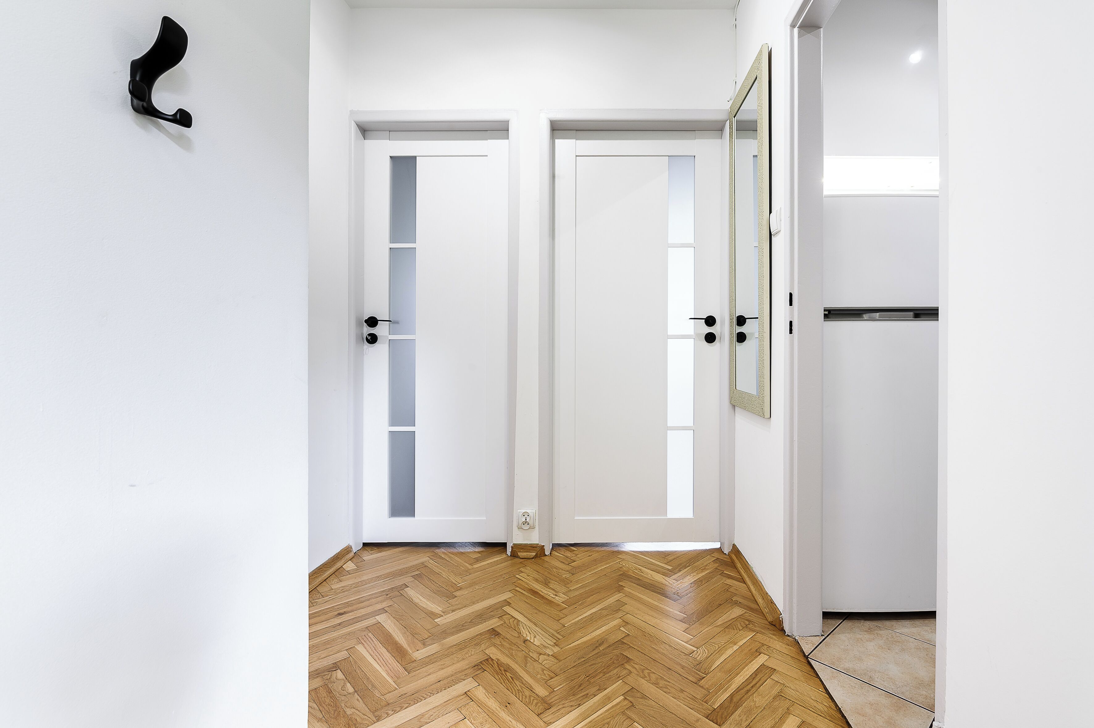 1 bedroom, blackout curtains, soundproofing, iron/ironing board