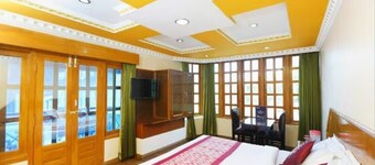 Hotel Gurupriya