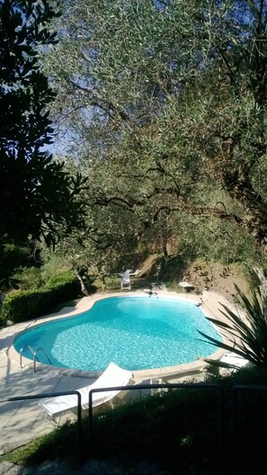 Apartamento, para fumantes | 2 quartos