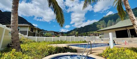 Outdoor pool, sun loungers