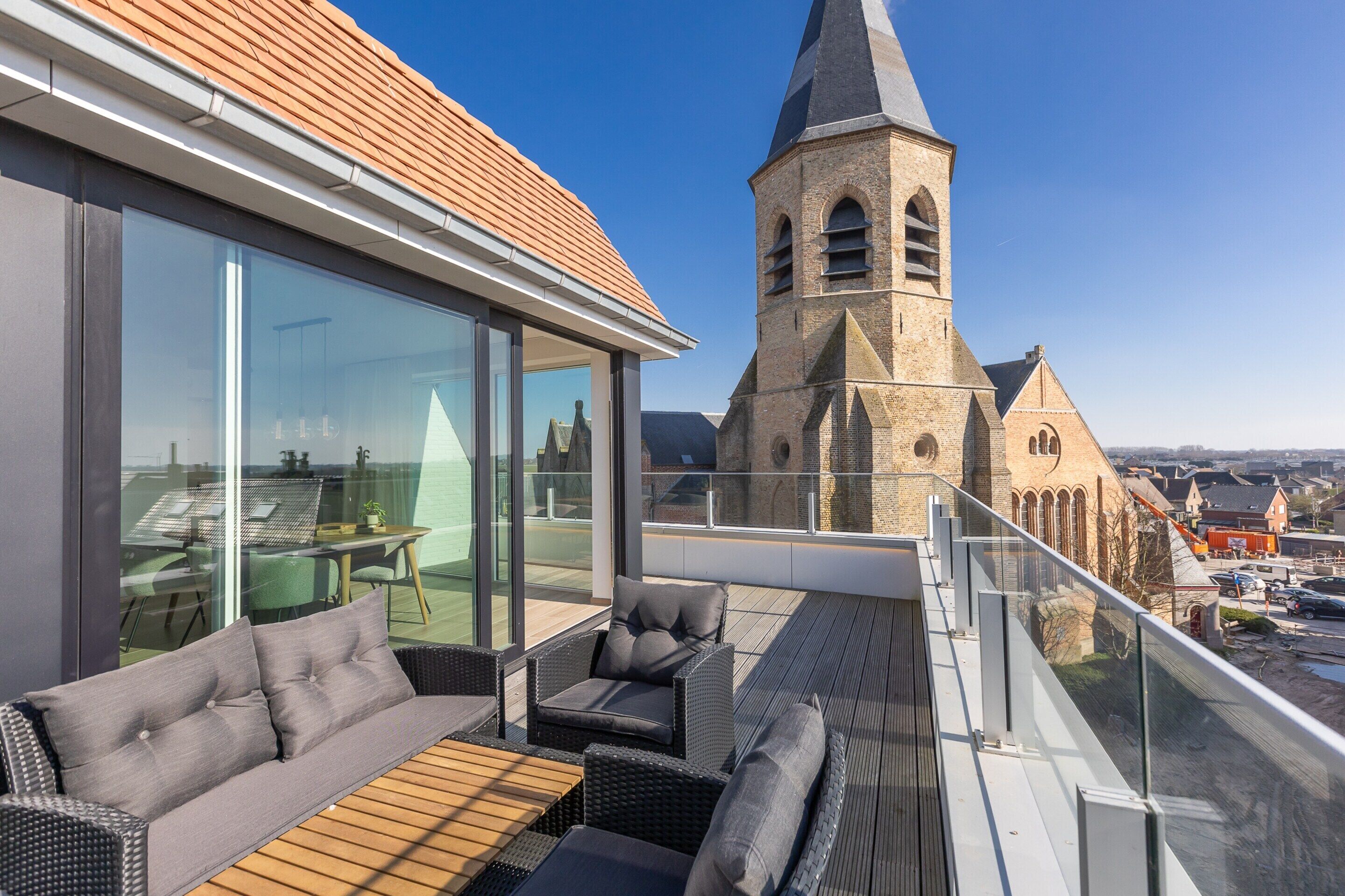 Apartment | Outdoor dining