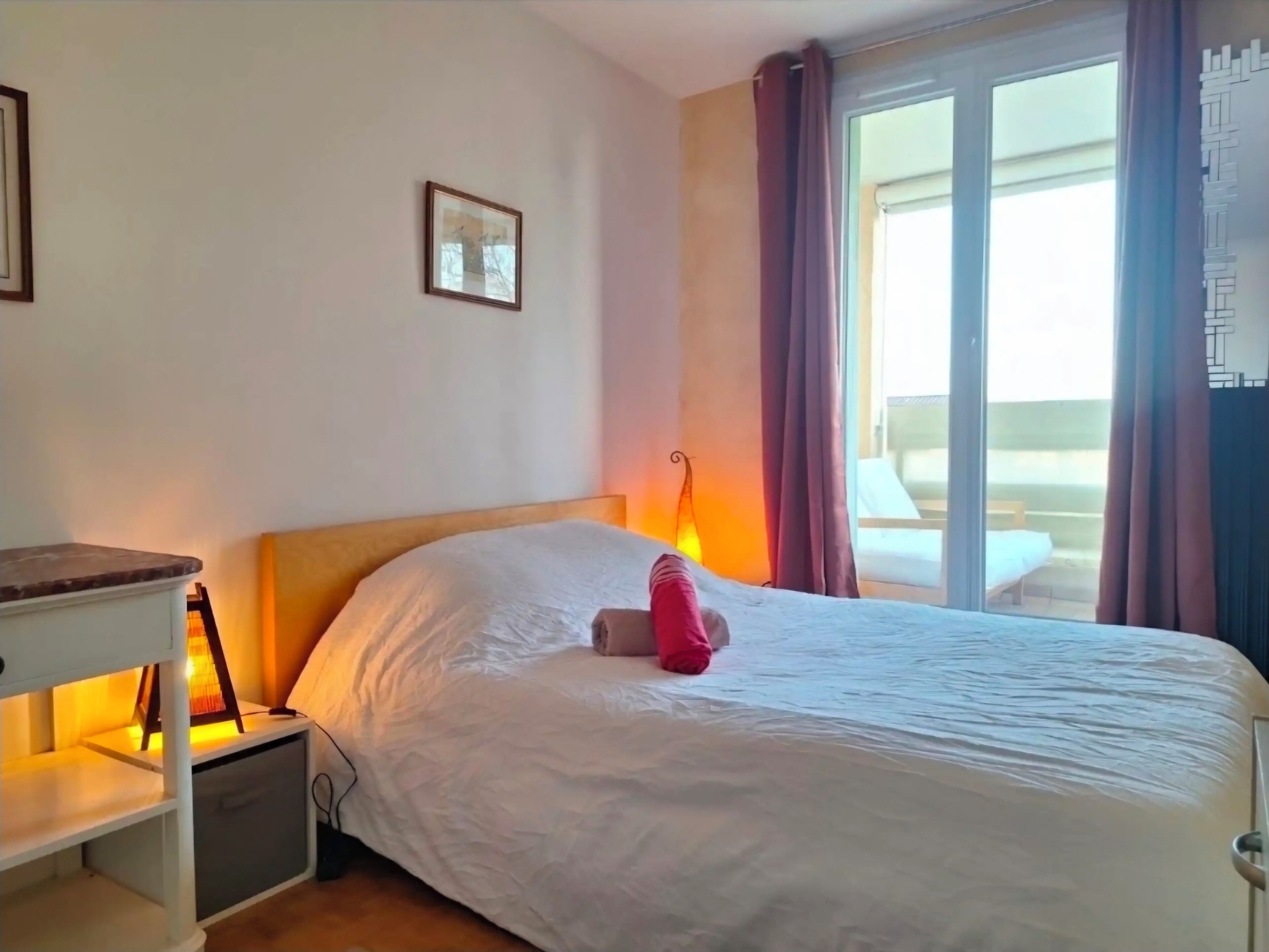 1 Schlafzimmer, Schreibtisch, Bügeleisen/Bügelbrett, Reisekinderbett