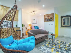 Apartment | Living area - Sheffield Urban Oasis (Sheffield)