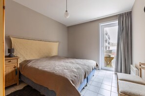 2 habitaciones y cuna de viaje 