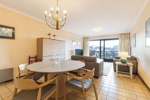 Unclassified image, 4 of 17, button - Gouden Boom 0383+P*/ (Koksijde)