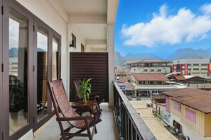Family Room | Teres/patio