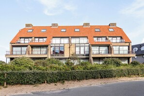 Exterior - ZeeZonZand C-0206 + G (Koksijde)