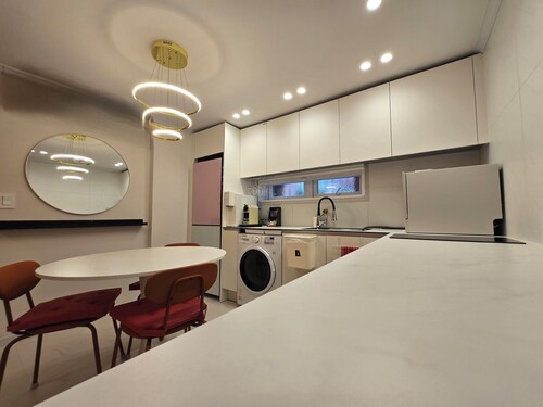 N.7 Gangnam Spacious and Relaxing Stay in Seoul, 10 Minutes from COEX, Seoul