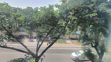 極品開放式套房, 陽台, 城市景觀 | 街景