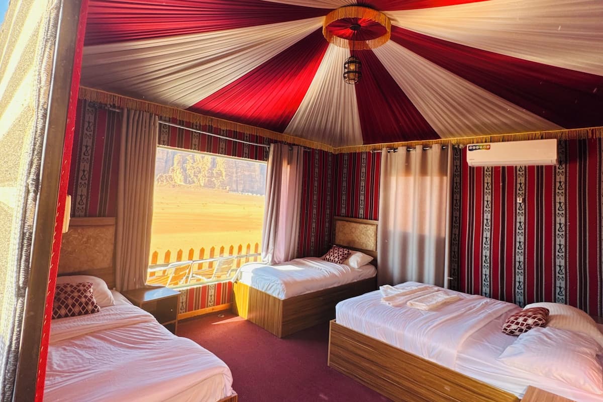 Triple Room, Desert View