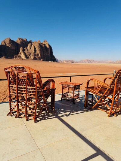 Rum moonlight luxury camp 