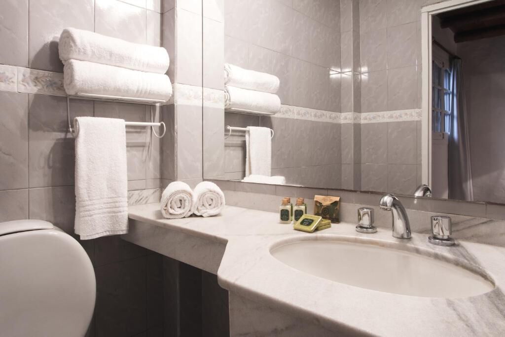 Bathrobes, towels, toilet paper